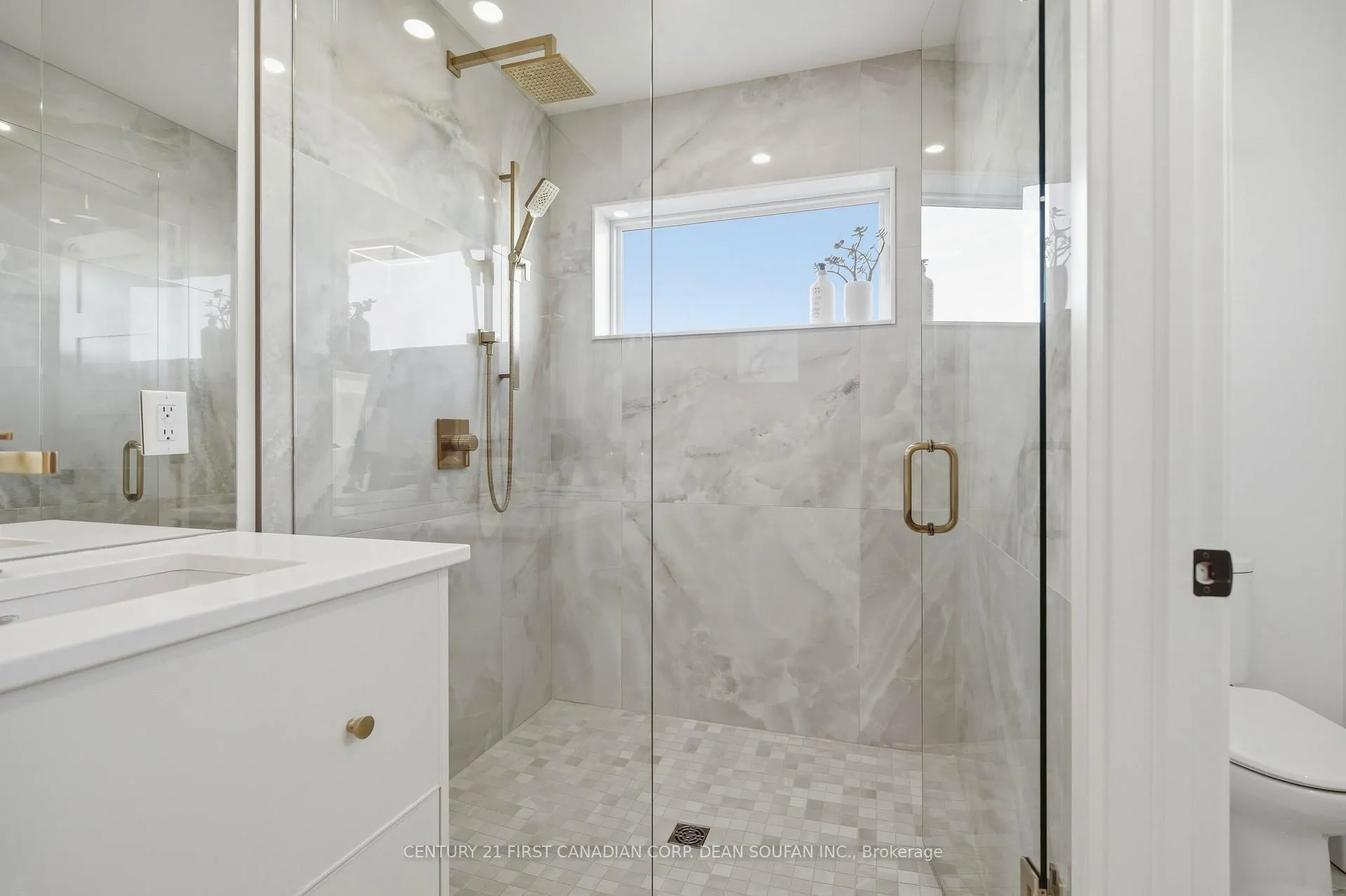 Photo 32 of 4121 Winterberry Drive, London, South V — HOMEH