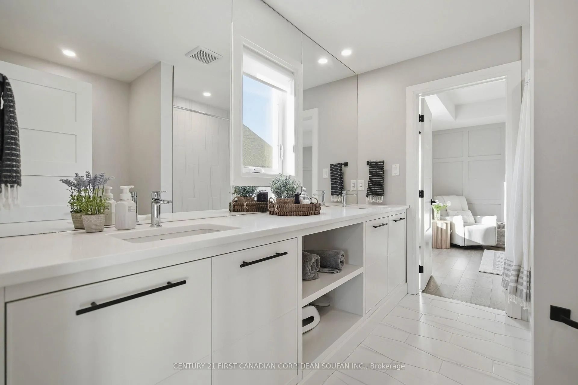 Photo 36 of 4121 Winterberry Drive, London, South V — HOMEH