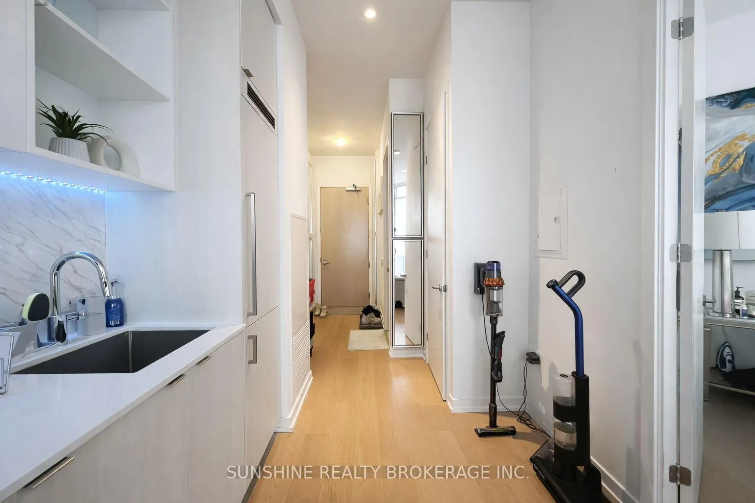 Photo 12 of Unit PH112, 138 Downes Street, Seguin, Waterfront Communities — HOMEH