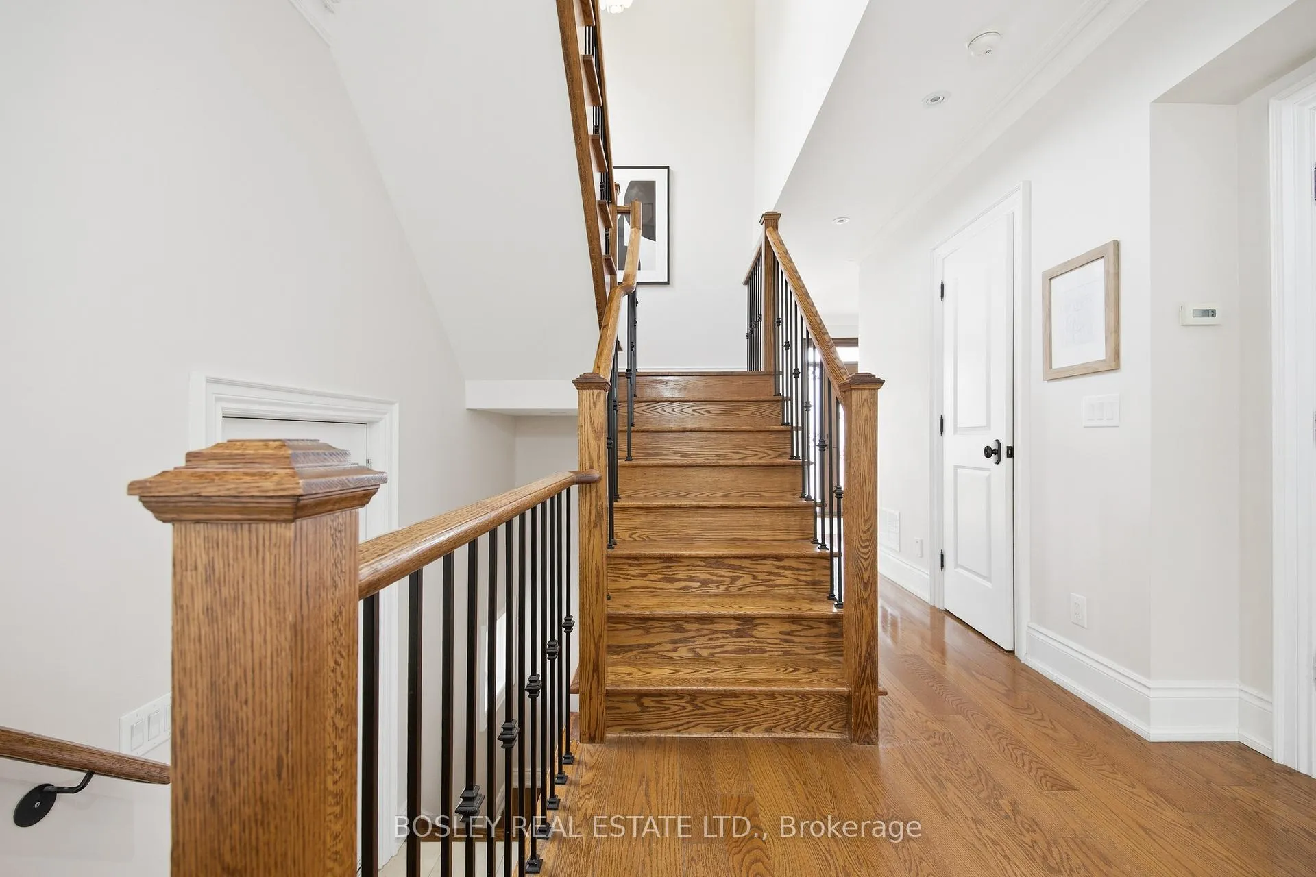 Photo 37 of 12 Anndale Road, Scarborough, Birchcliffe-Cliffside — HOMEH