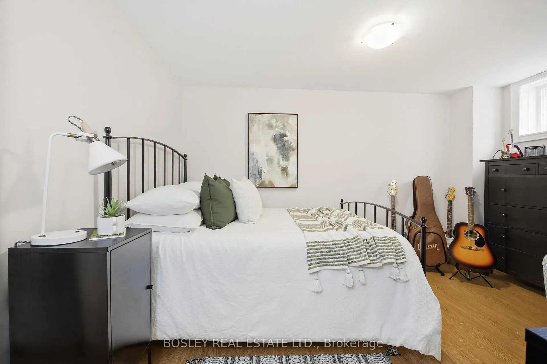 Photo 41 of 12 Anndale Road, Scarborough, Birchcliffe-Cliffside — HOMEH