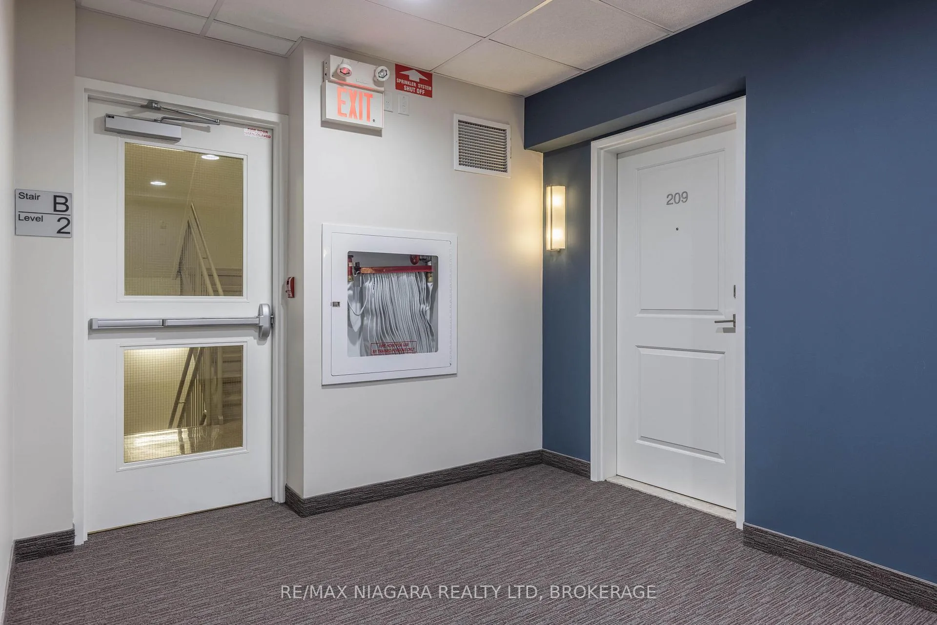 Photo 3 of Unit 209, 379 Scott Street, St. Catharines, Vine/Linwell — HOMEH