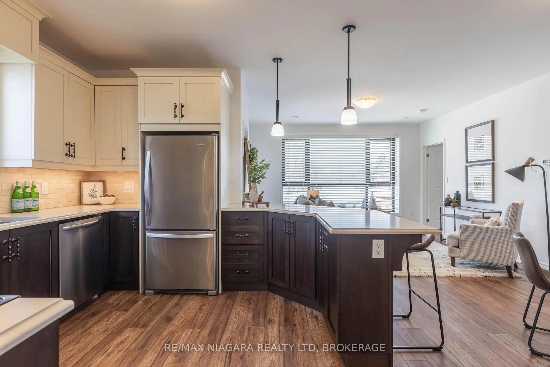 Photo 8 of Unit 209, 379 Scott Street, St. Catharines, Vine/Linwell — HOMEH