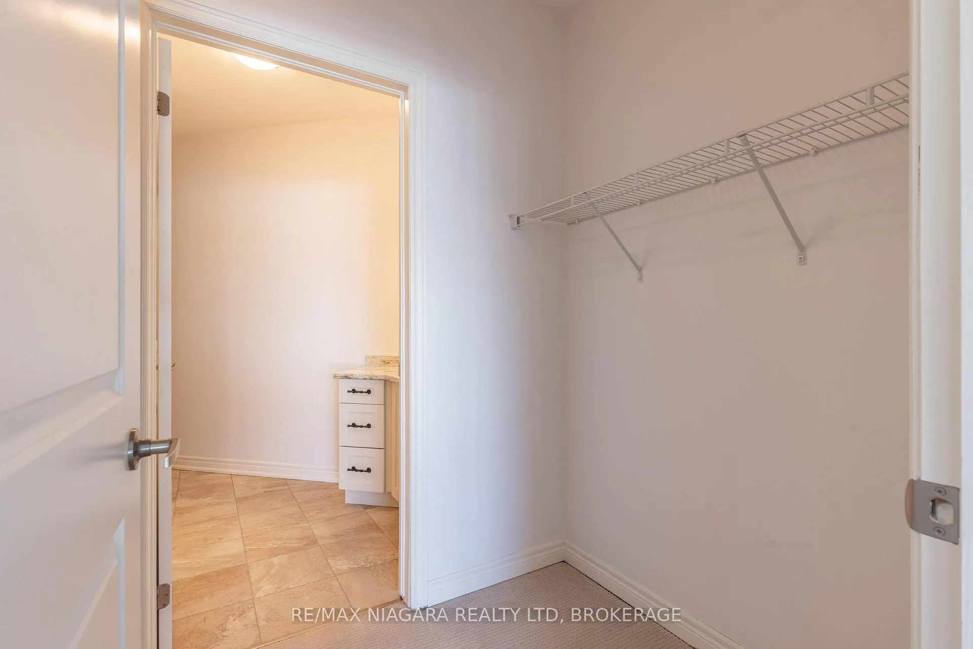 Photo 17 of Unit 209, 379 Scott Street, St. Catharines, Vine/Linwell — HOMEH