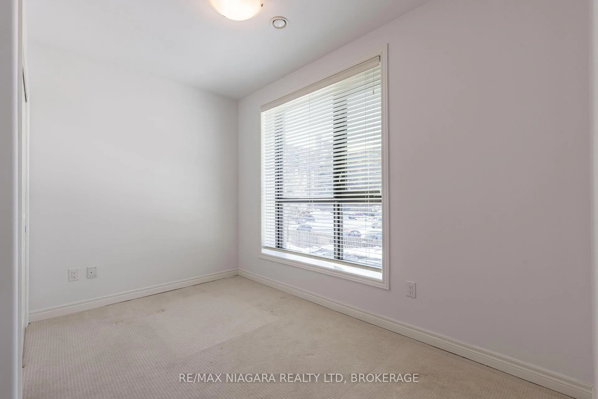 Photo 19 of Unit 209, 379 Scott Street, St. Catharines, Vine/Linwell — HOMEH