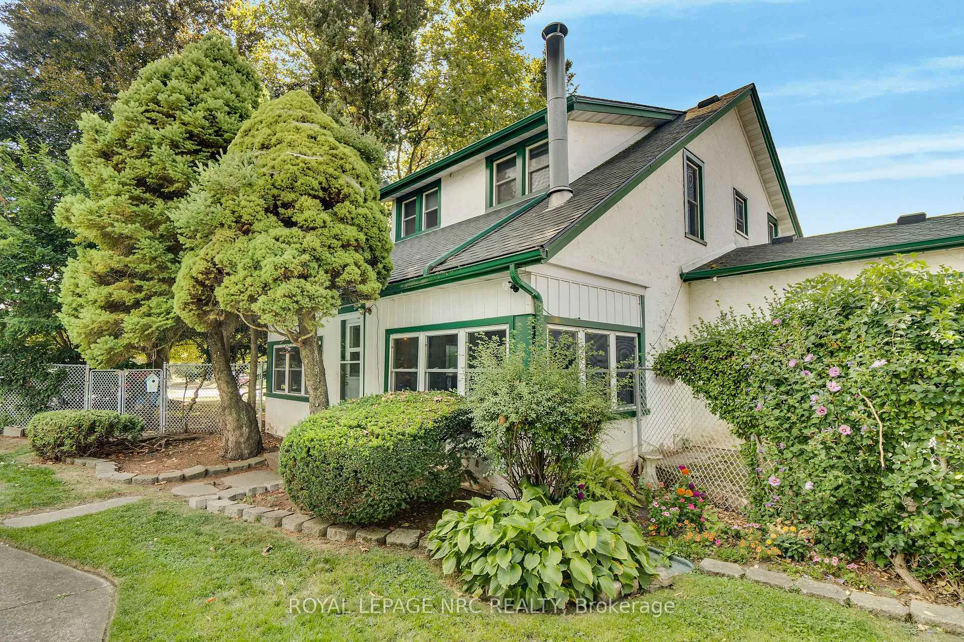 Front of 6511 Riall Street
