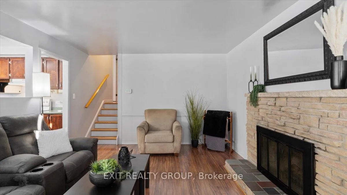 Photo 13 of 84 Chatterton Valley Crescent, Quinte West, Sidney Ward — HOMEH
