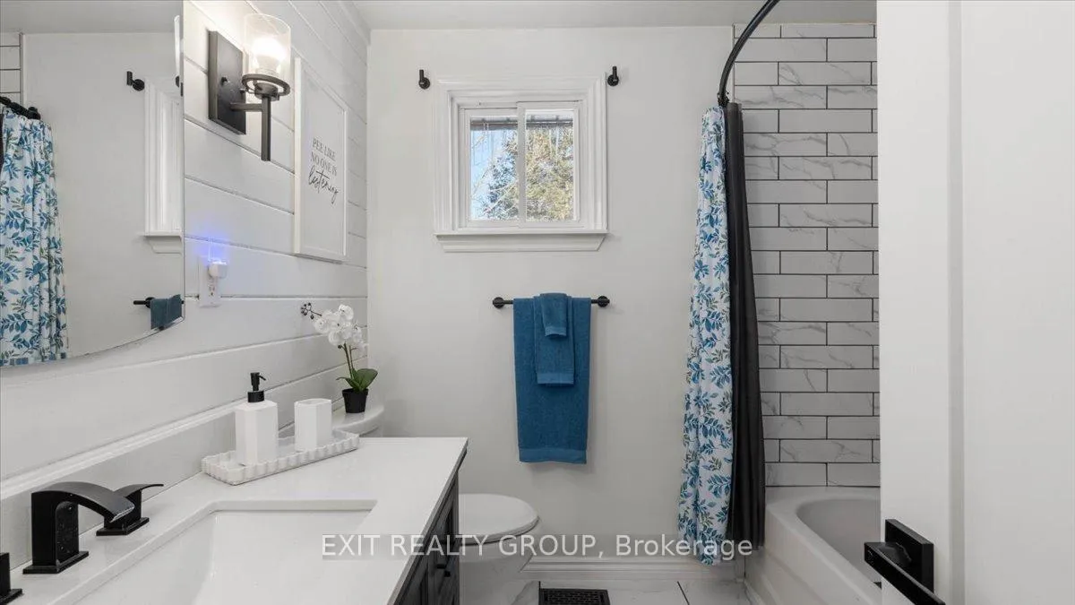 Photo 21 of 84 Chatterton Valley Crescent, Quinte West, Sidney Ward — HOMEH