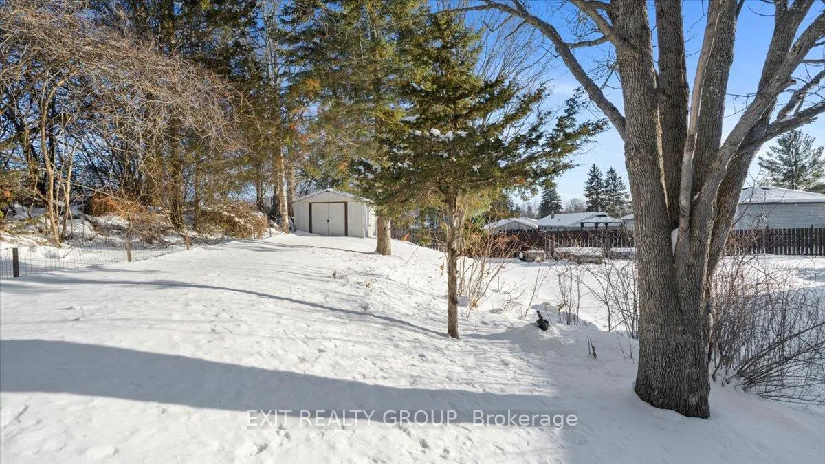 Photo 35 of 84 Chatterton Valley Crescent, Quinte West, Sidney Ward — HOMEH