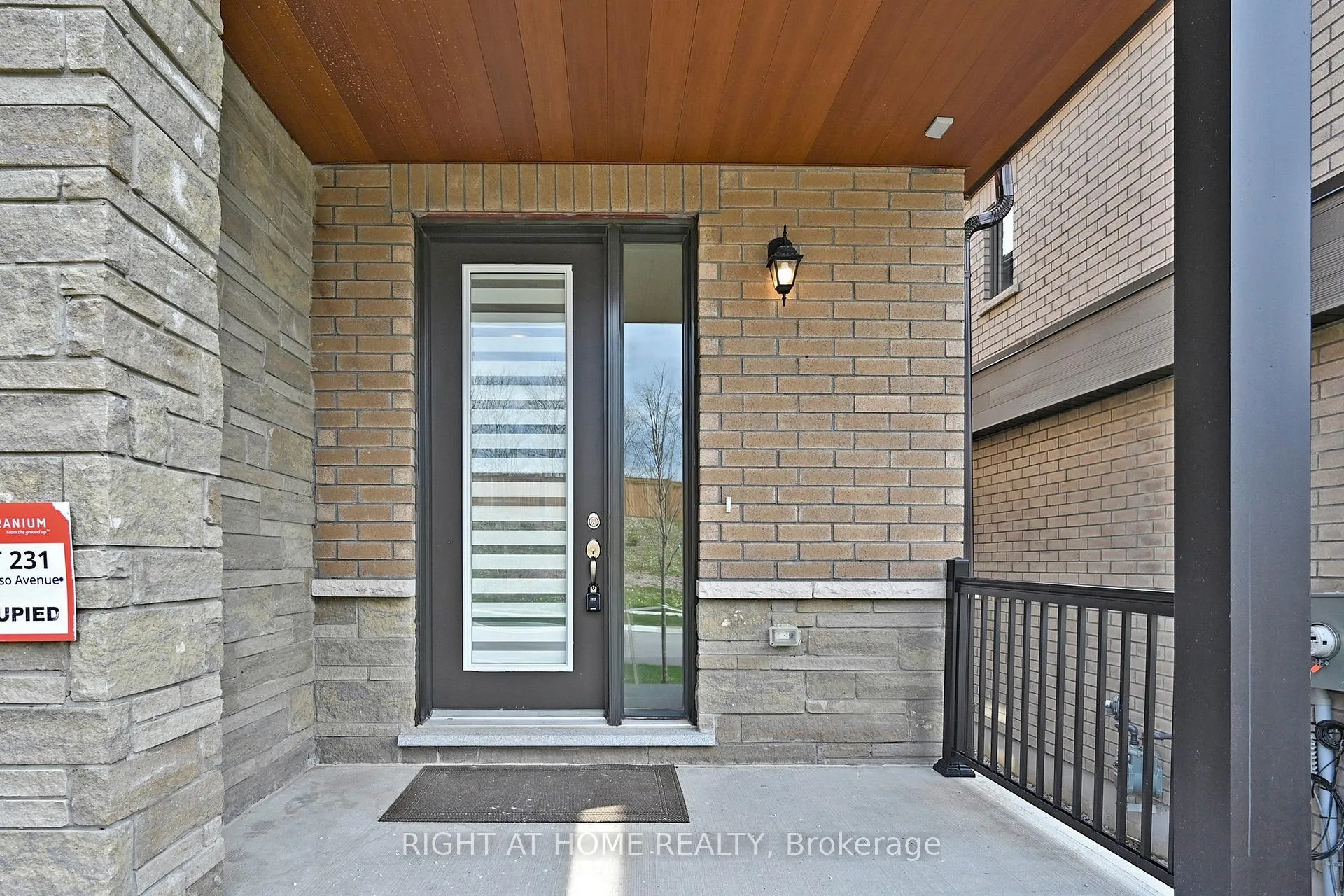 Photo 2 of 11 Calypso Avenue, Springwater, Midhurst — HOMEH