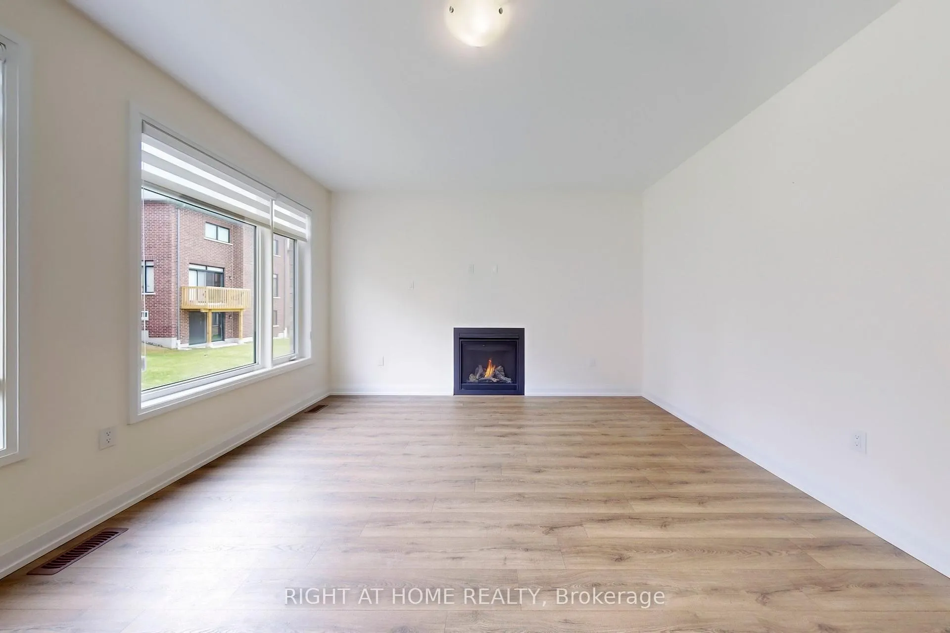 Photo 6 of 11 Calypso Avenue, Springwater, Midhurst — HOMEH