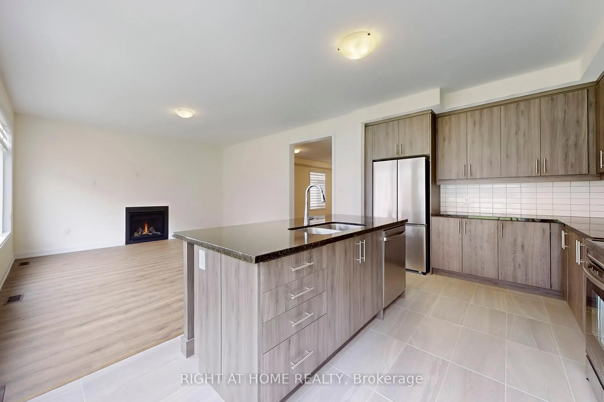 Photo 7 of 11 Calypso Avenue, Springwater, Midhurst — HOMEH