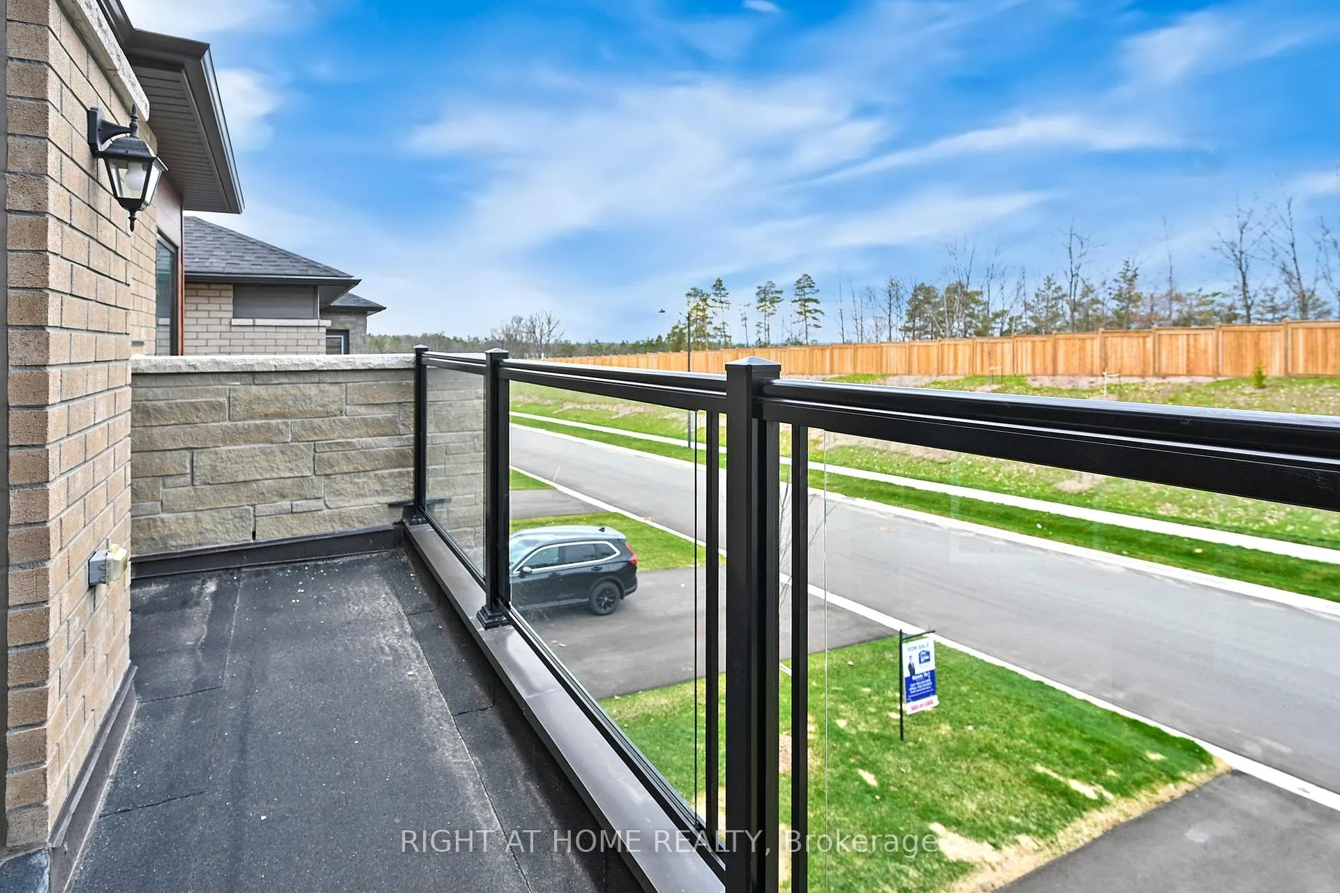 Photo 25 of 11 Calypso Avenue, Springwater, Midhurst — HOMEH