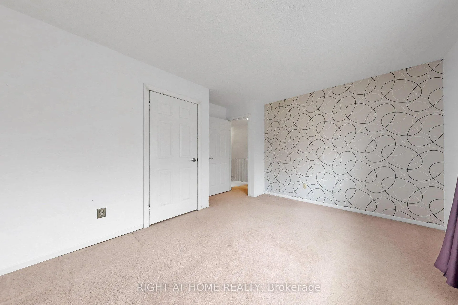 Photo 33 of 22 Blueridge Square, Brampton, Heart Lake West — HOMEH