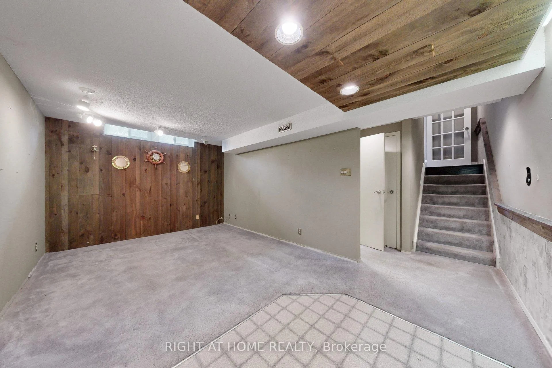 Photo 37 of 22 Blueridge Square, Brampton, Heart Lake West — HOMEH