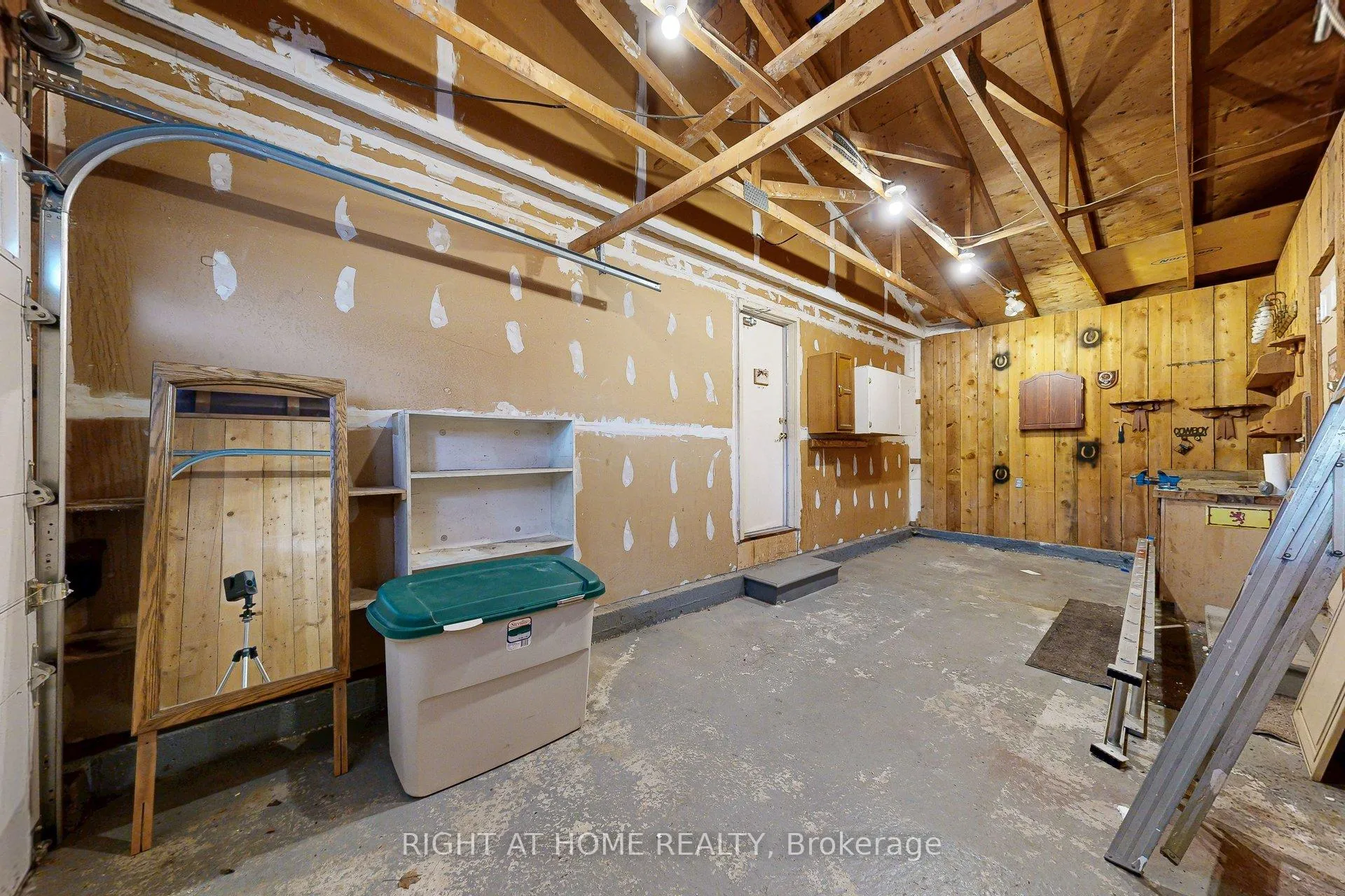 Photo 50 of 22 Blueridge Square, Brampton, Heart Lake West — HOMEH