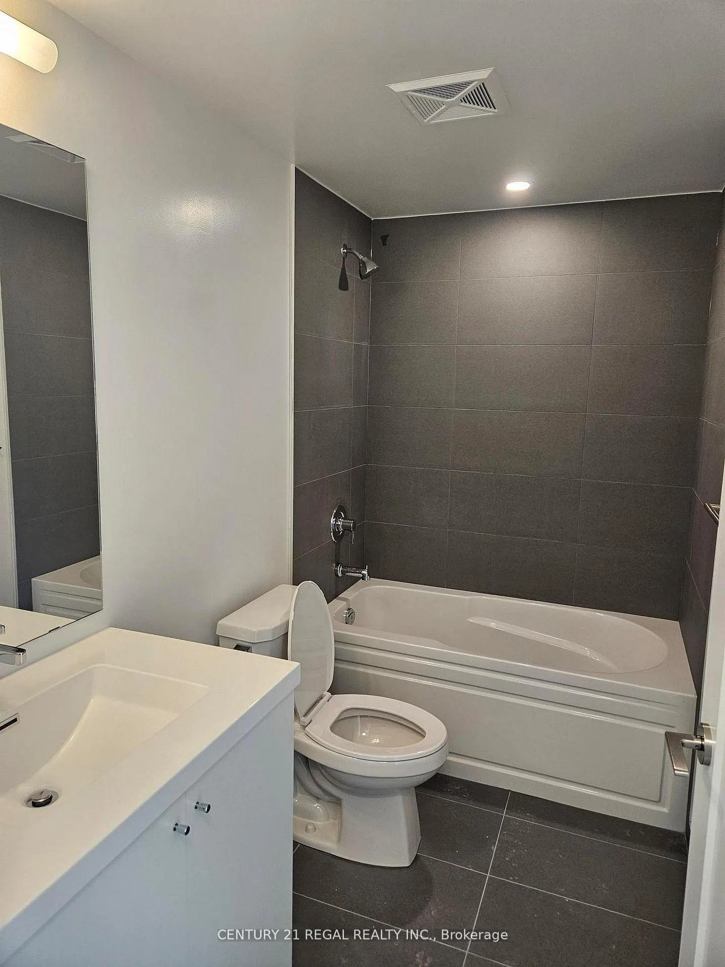 Photo 7 of Unit 1006, 2545 Simcoe Street N, Oshawa, Windfields — HOMEH