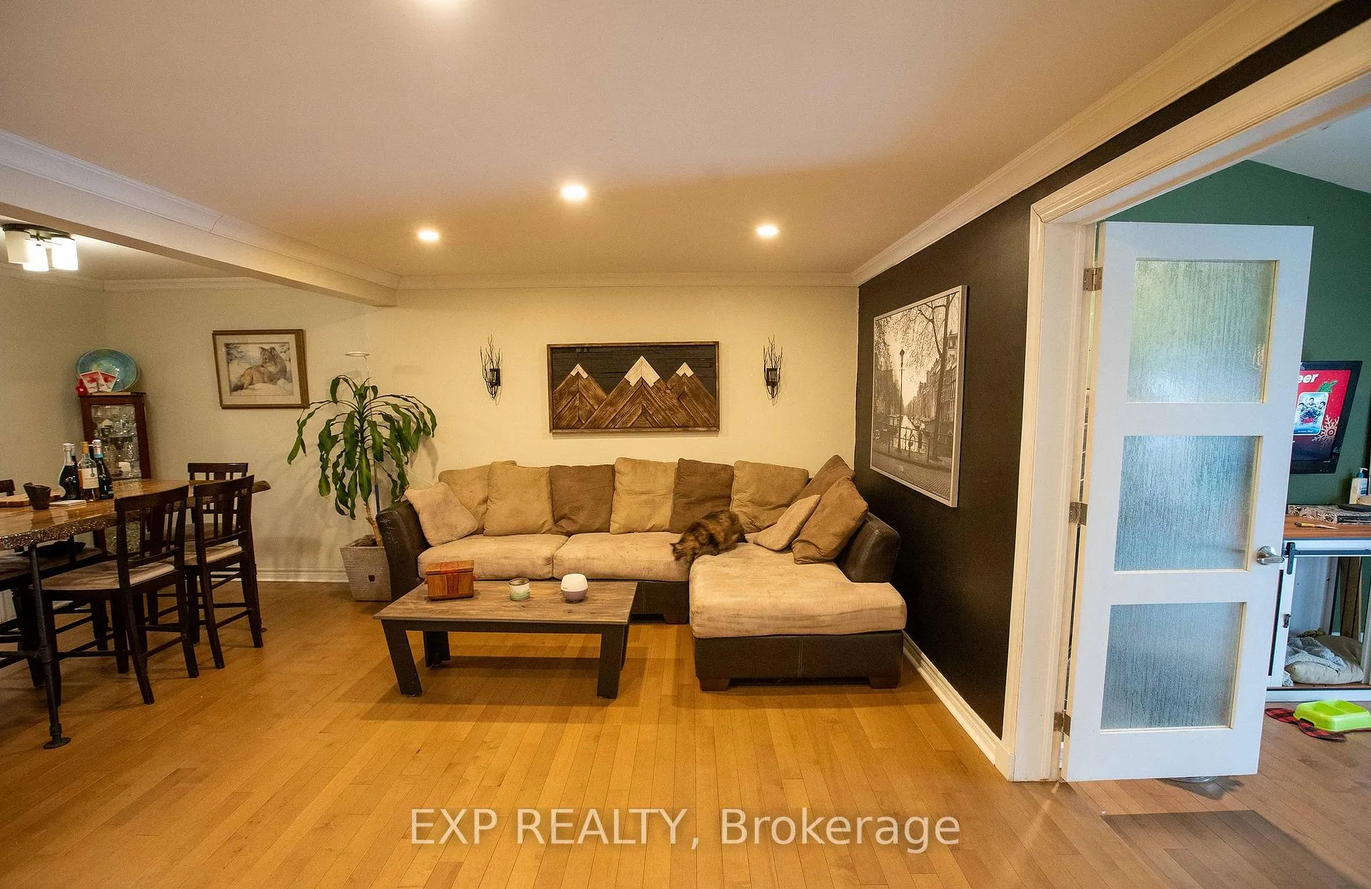 Photo 10 of 1108 Grenoble Crescent, Ottawa, Orleans Wood — HOMEH