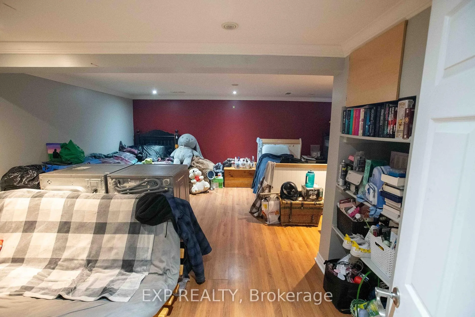 Photo 18 of 1108 Grenoble Crescent, Ottawa, Orleans Wood — HOMEH