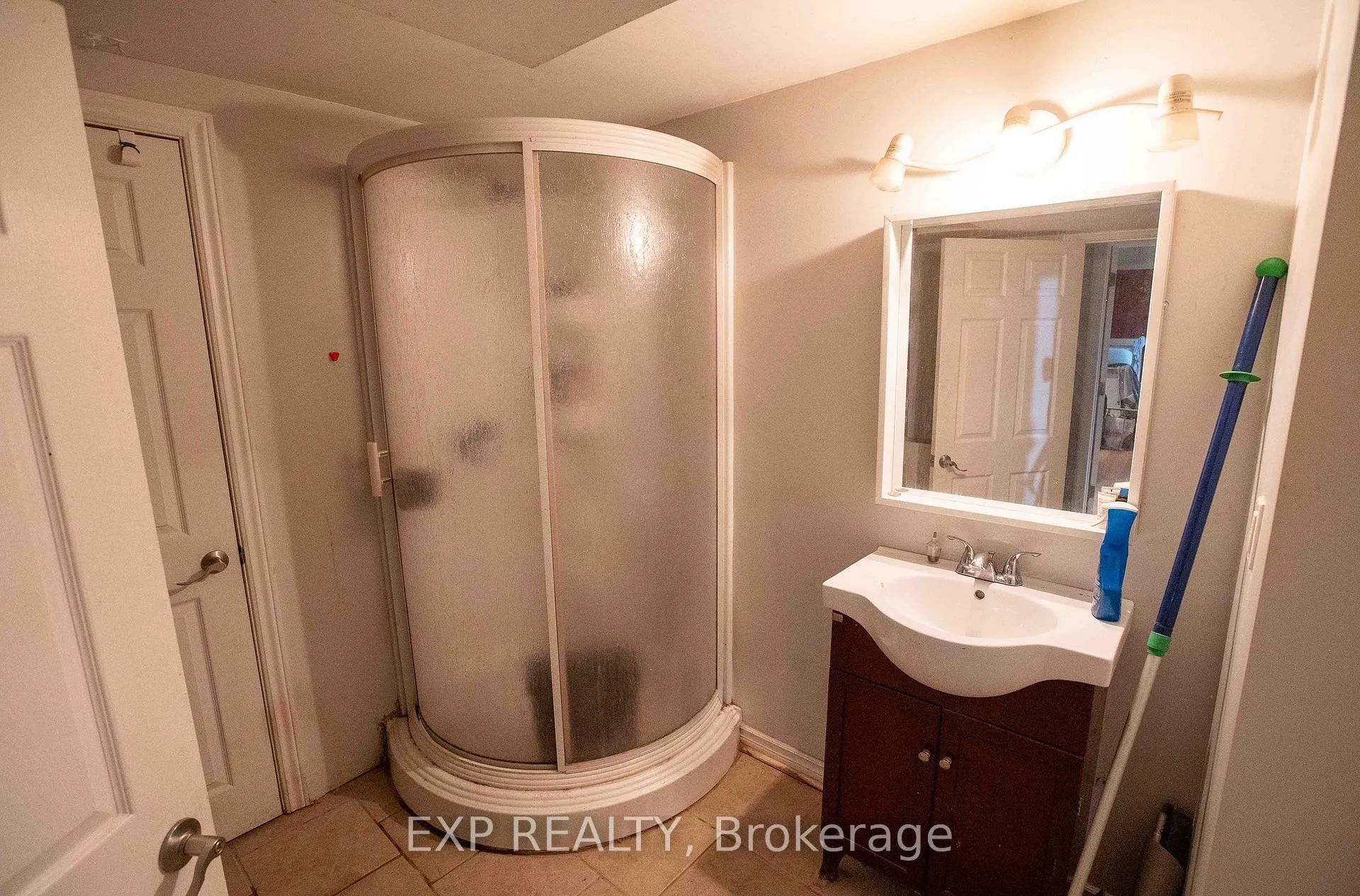 Photo 20 of 1108 Grenoble Crescent, Ottawa, Orleans Wood — HOMEH
