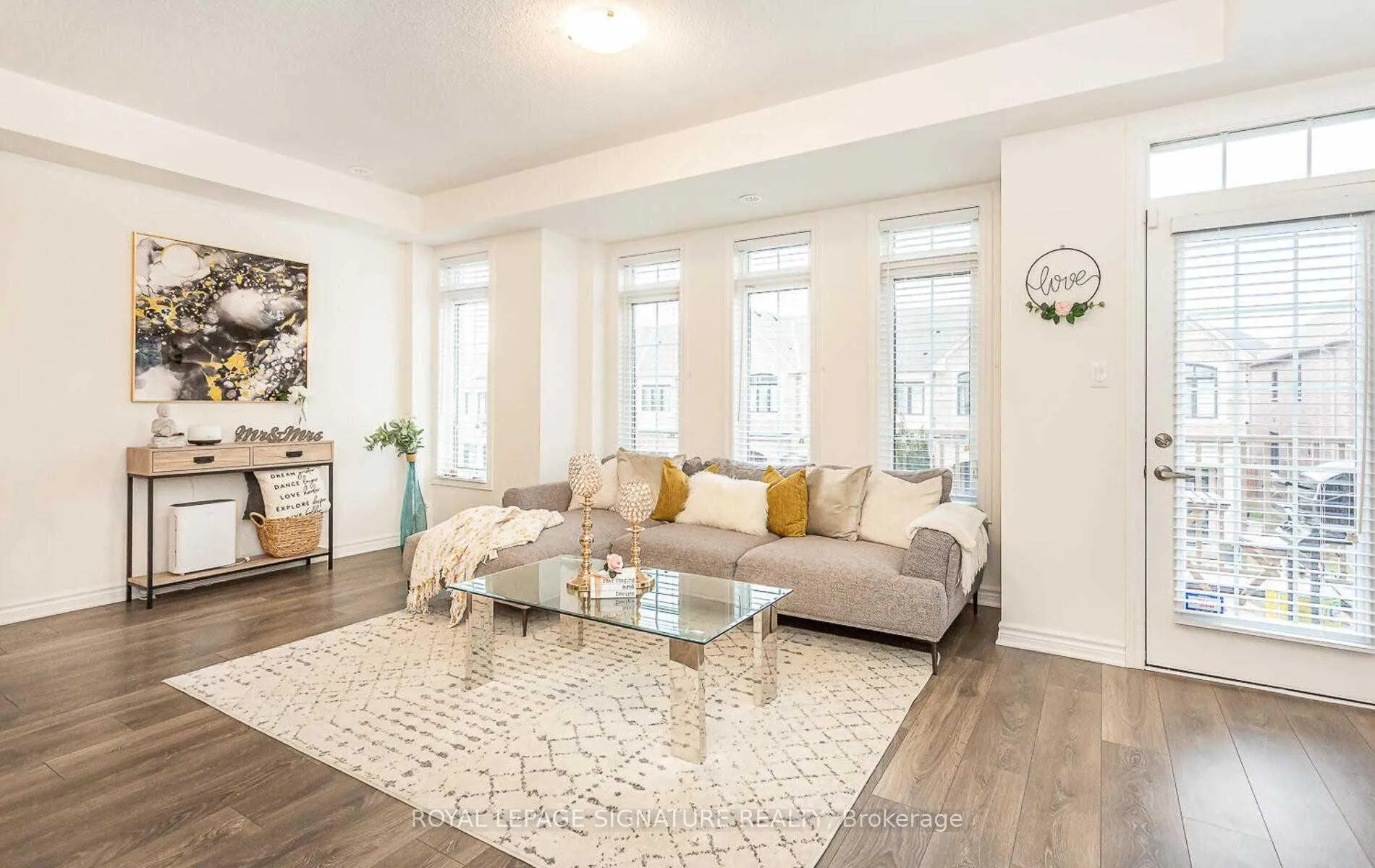 Photo 3 of 1186 Restivo Lane, Milton, Ford — HOMEH