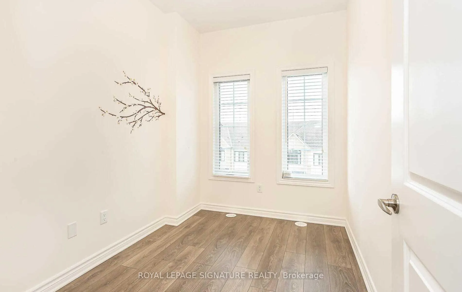 Photo 7 of 1186 Restivo Lane, Milton, Ford — HOMEH