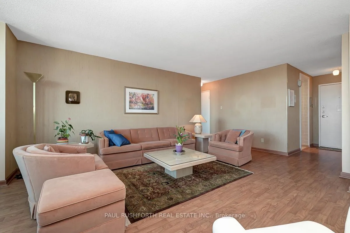 Photo 9 of Unit PH7, 555 Brittany Drive, Ottawa, Viscount Alexander Park — HOMEH