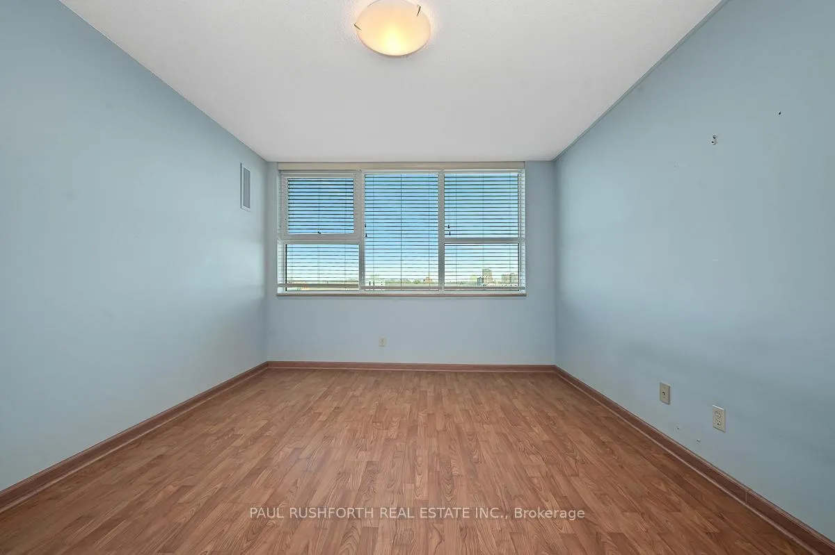 Photo 25 of Unit PH7, 555 Brittany Drive, Ottawa, Viscount Alexander Park — HOMEH