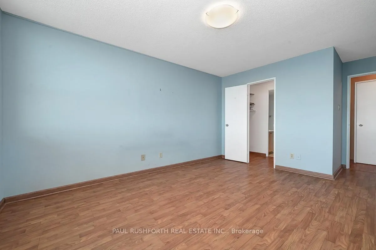 Photo 27 of Unit PH7, 555 Brittany Drive, Ottawa, Viscount Alexander Park — HOMEH