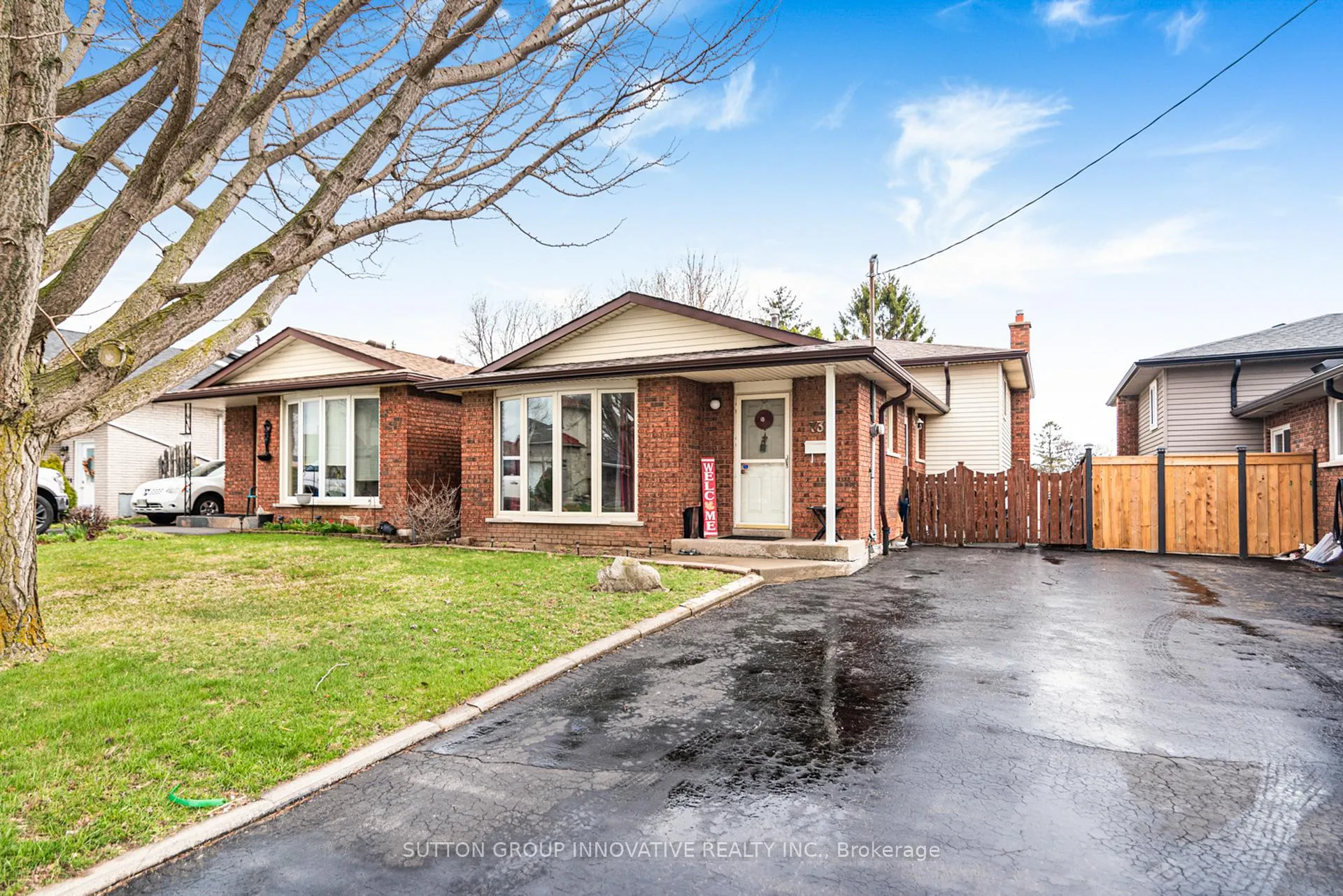 Photo 1 of 737 Upper Horning Road, Hamilton, Gurnett — HOMEH