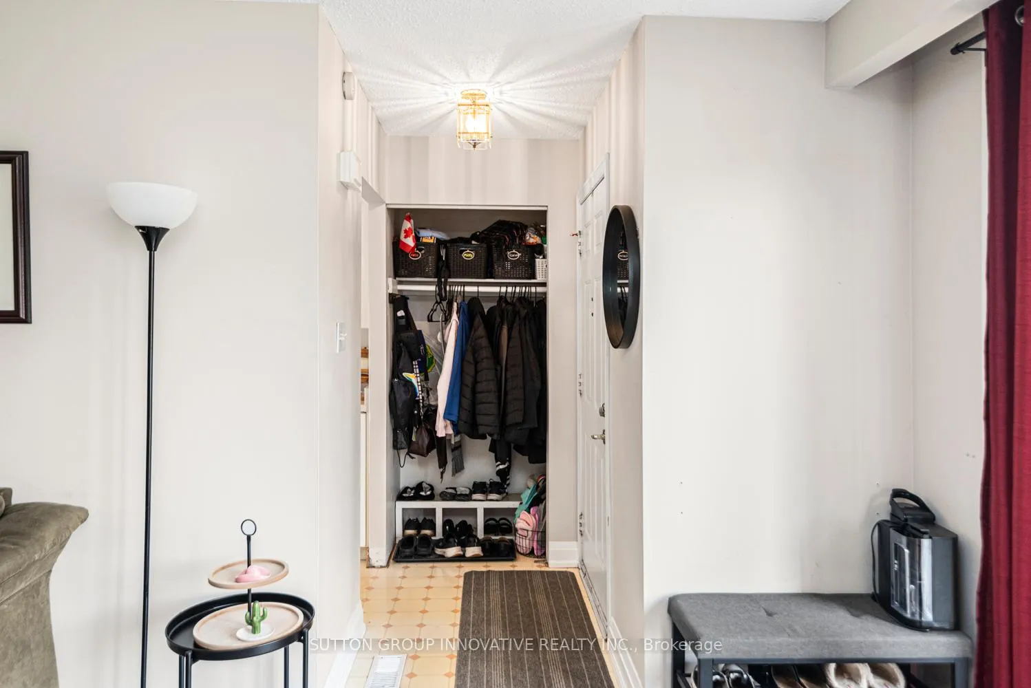 Photo 4 of 737 Upper Horning Road, Hamilton, Gurnett — HOMEH