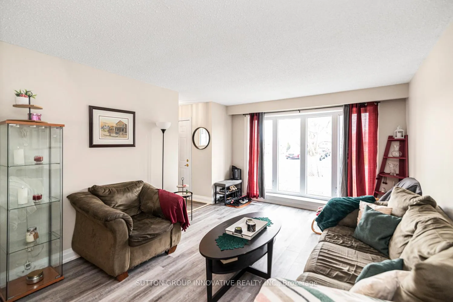 Photo 5 of 737 Upper Horning Road, Hamilton, Gurnett — HOMEH