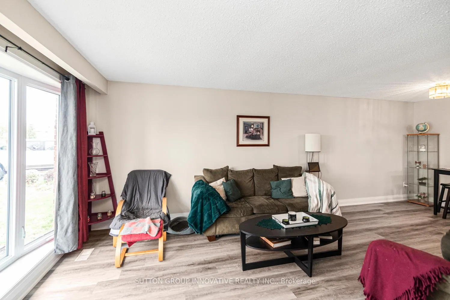 Photo 6 of 737 Upper Horning Road, Hamilton, Gurnett — HOMEH