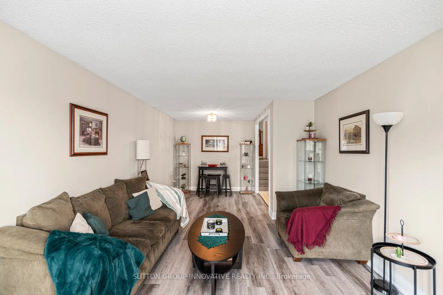Photo 7 of 737 Upper Horning Road, Hamilton, Gurnett — HOMEH