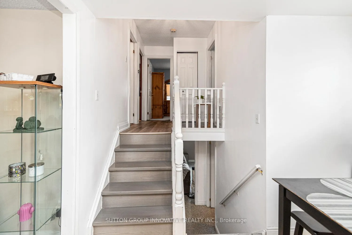 Photo 14 of 737 Upper Horning Road, Hamilton, Gurnett — HOMEH
