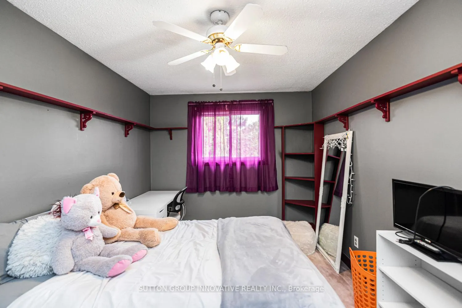 Photo 16 of 737 Upper Horning Road, Hamilton, Gurnett — HOMEH