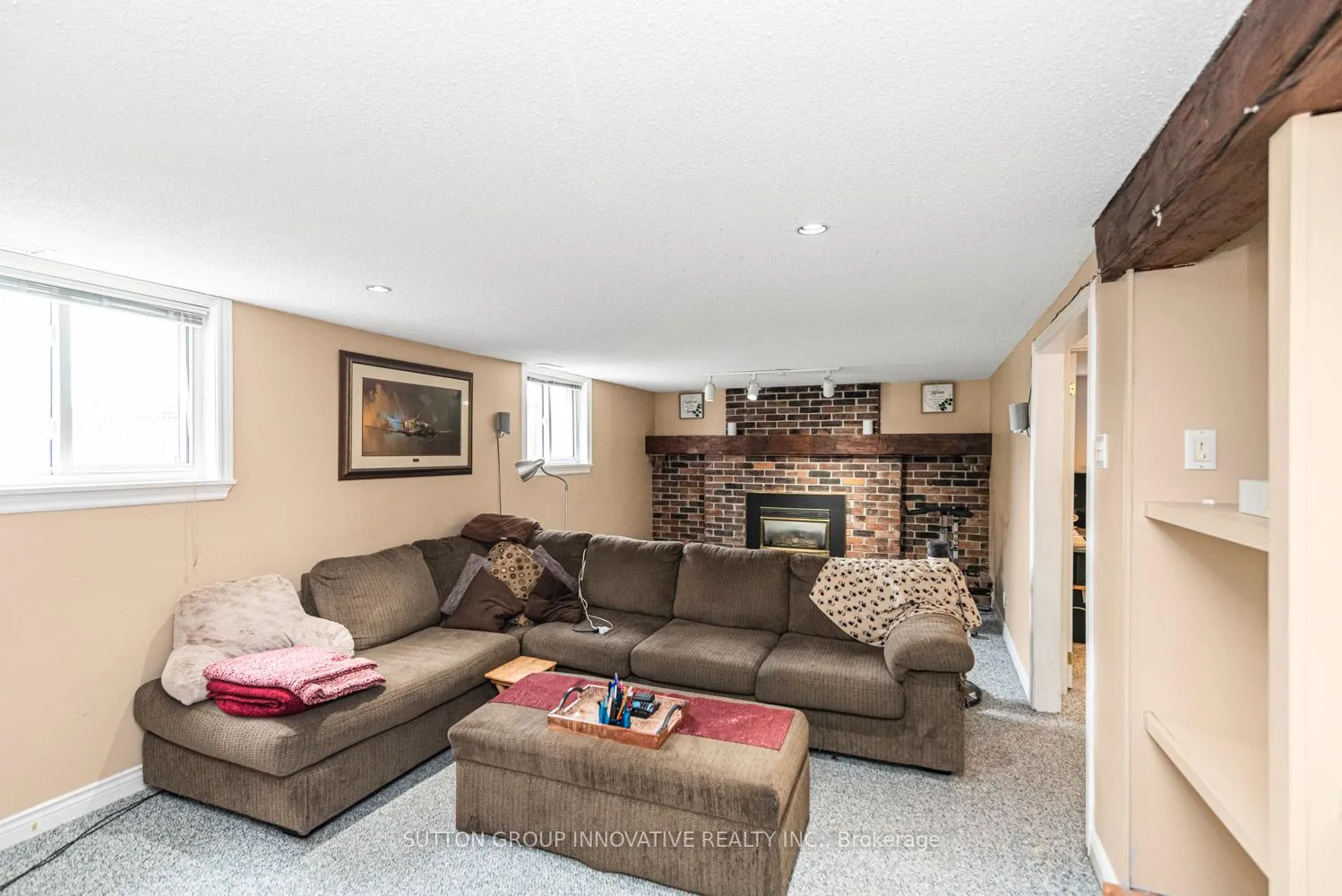 Photo 21 of 737 Upper Horning Road, Hamilton, Gurnett — HOMEH