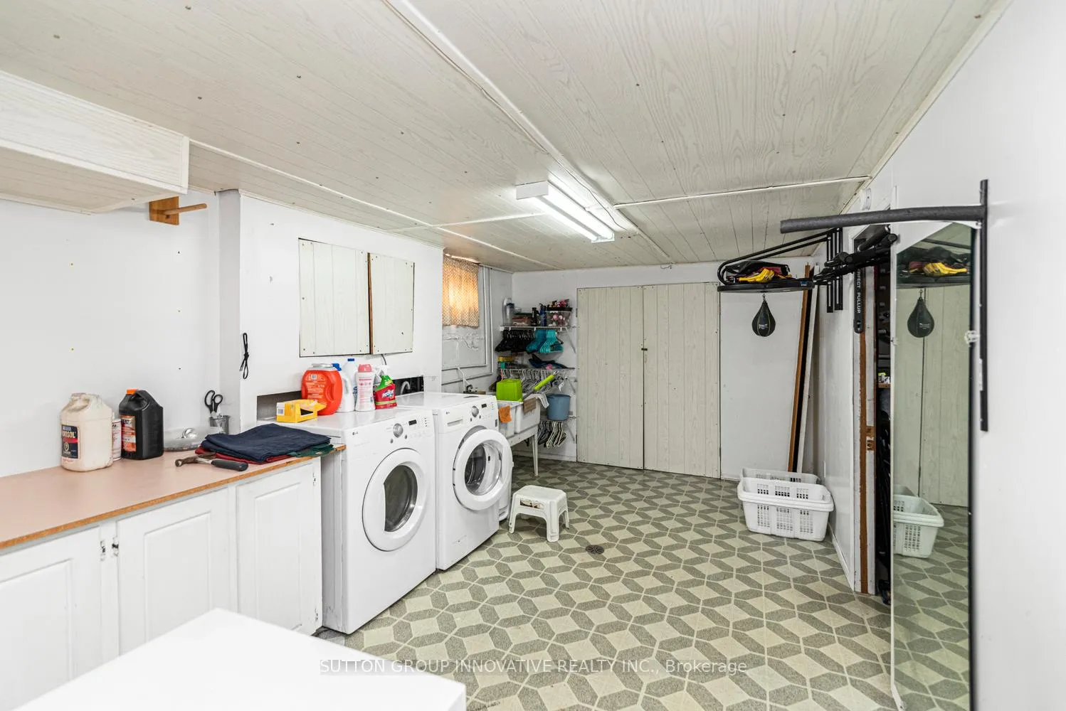 Photo 28 of 737 Upper Horning Road, Hamilton, Gurnett — HOMEH