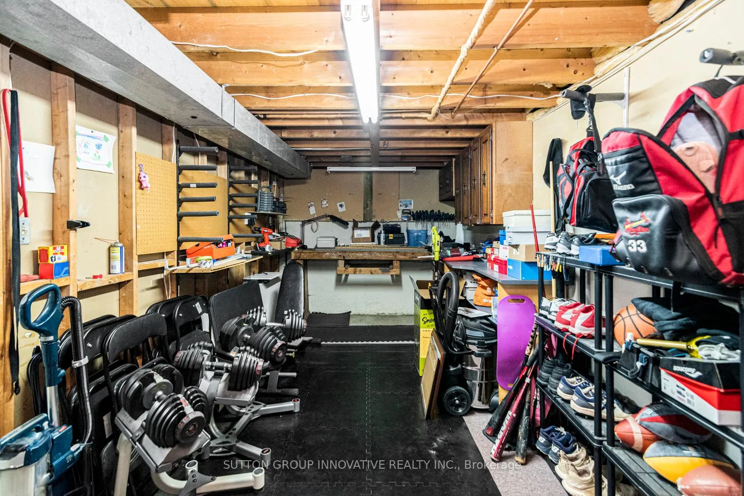 Photo 31 of 737 Upper Horning Road, Hamilton, Gurnett — HOMEH