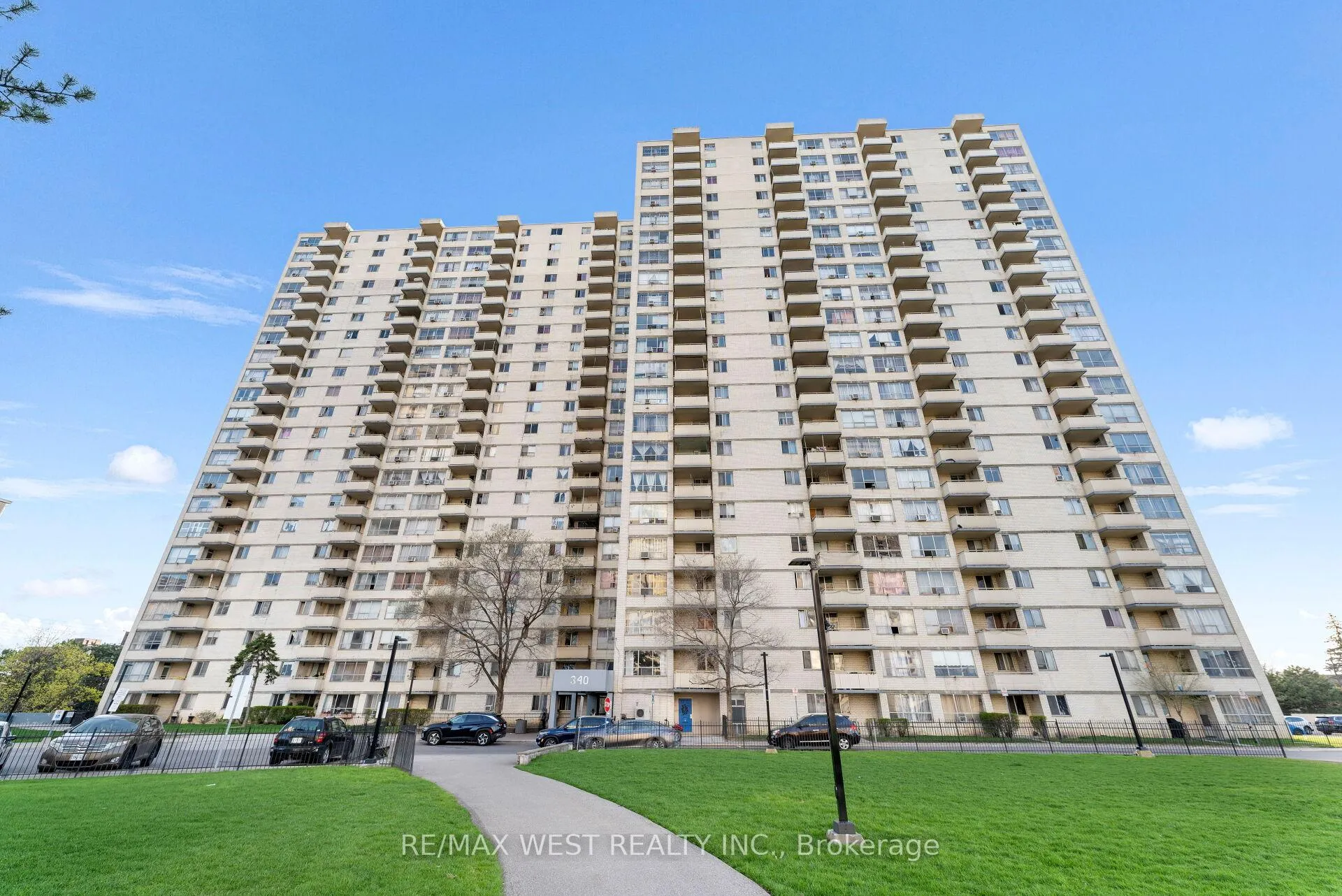 Front of Unit 114, 340 Dixon Road