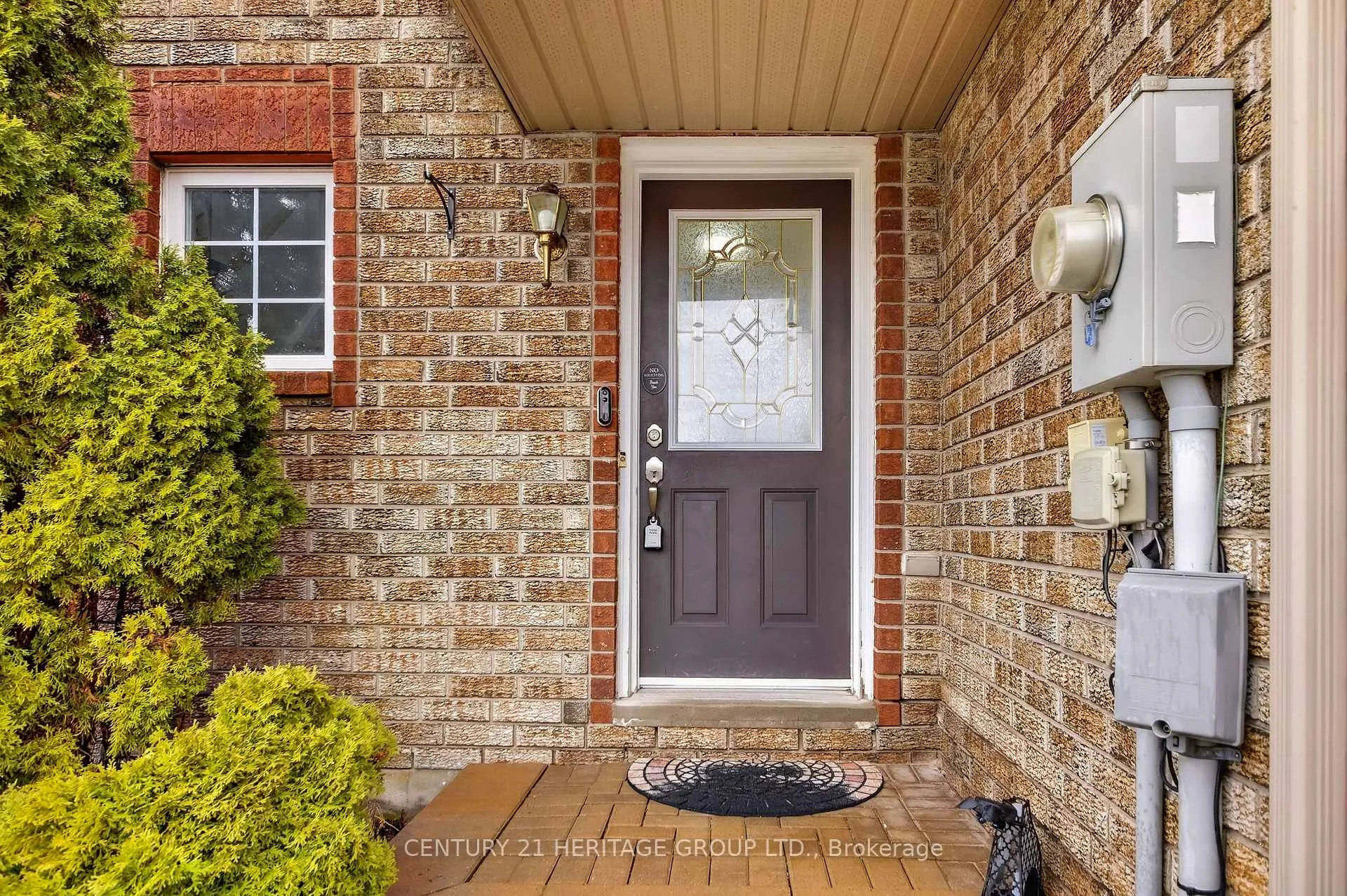 Photo 4 of 53 Dunsmore Lane, Barrie, Georgian Drive — HOMEH