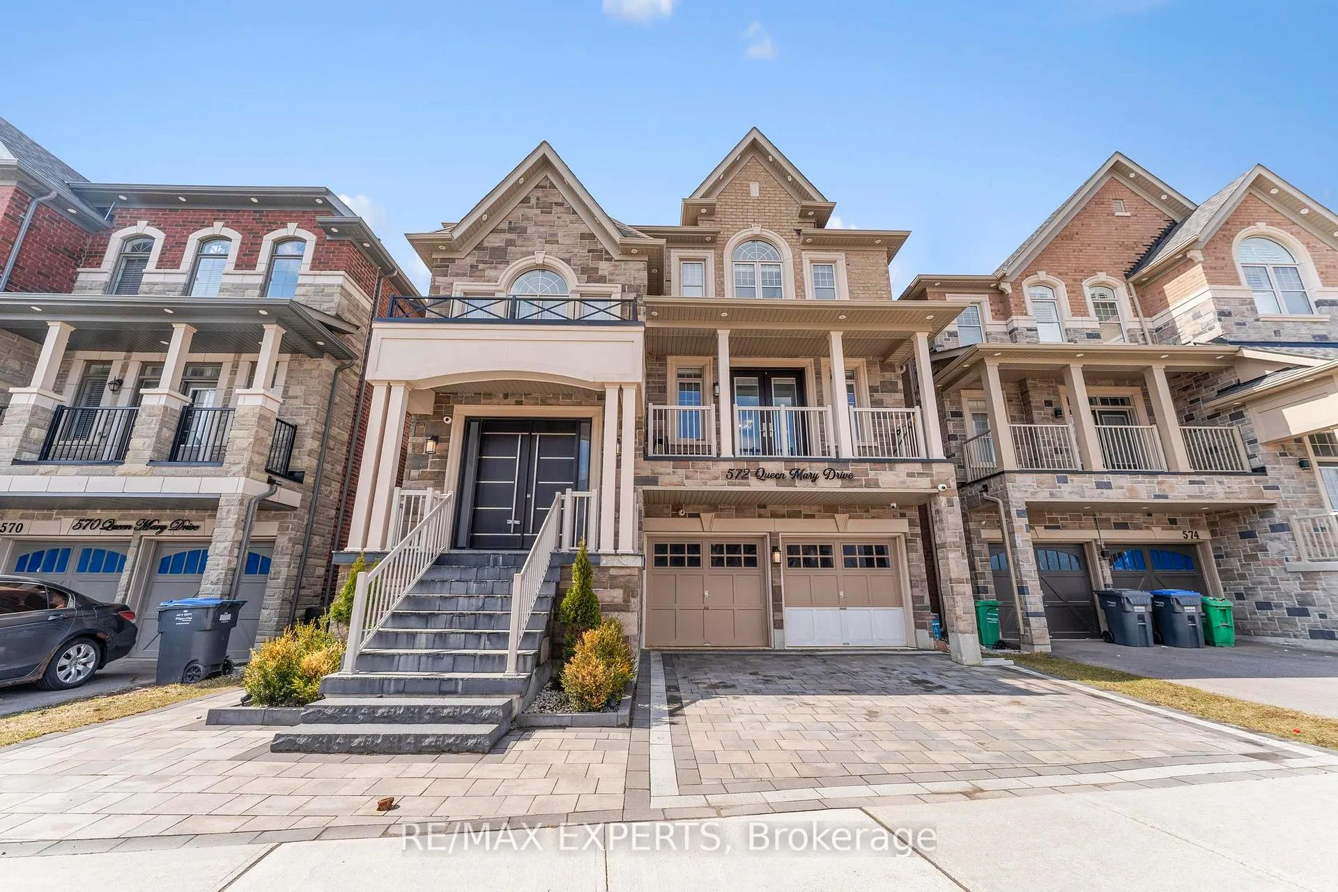 Photo 1 of 572 Queen Mary Drive, Brampton, Northwest Brampton — HOMEH