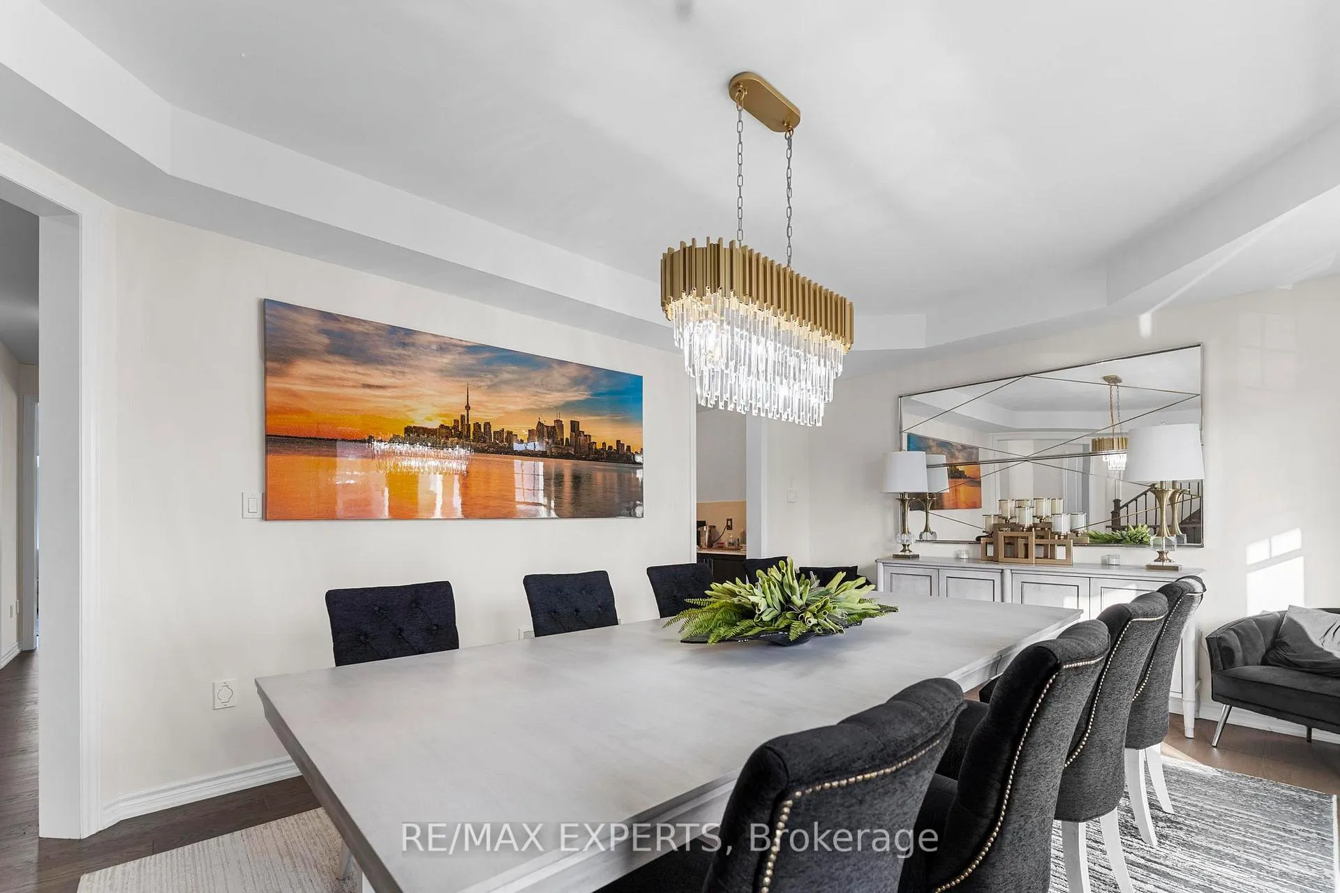 Photo 20 of 572 Queen Mary Drive, Brampton, Northwest Brampton — HOMEH