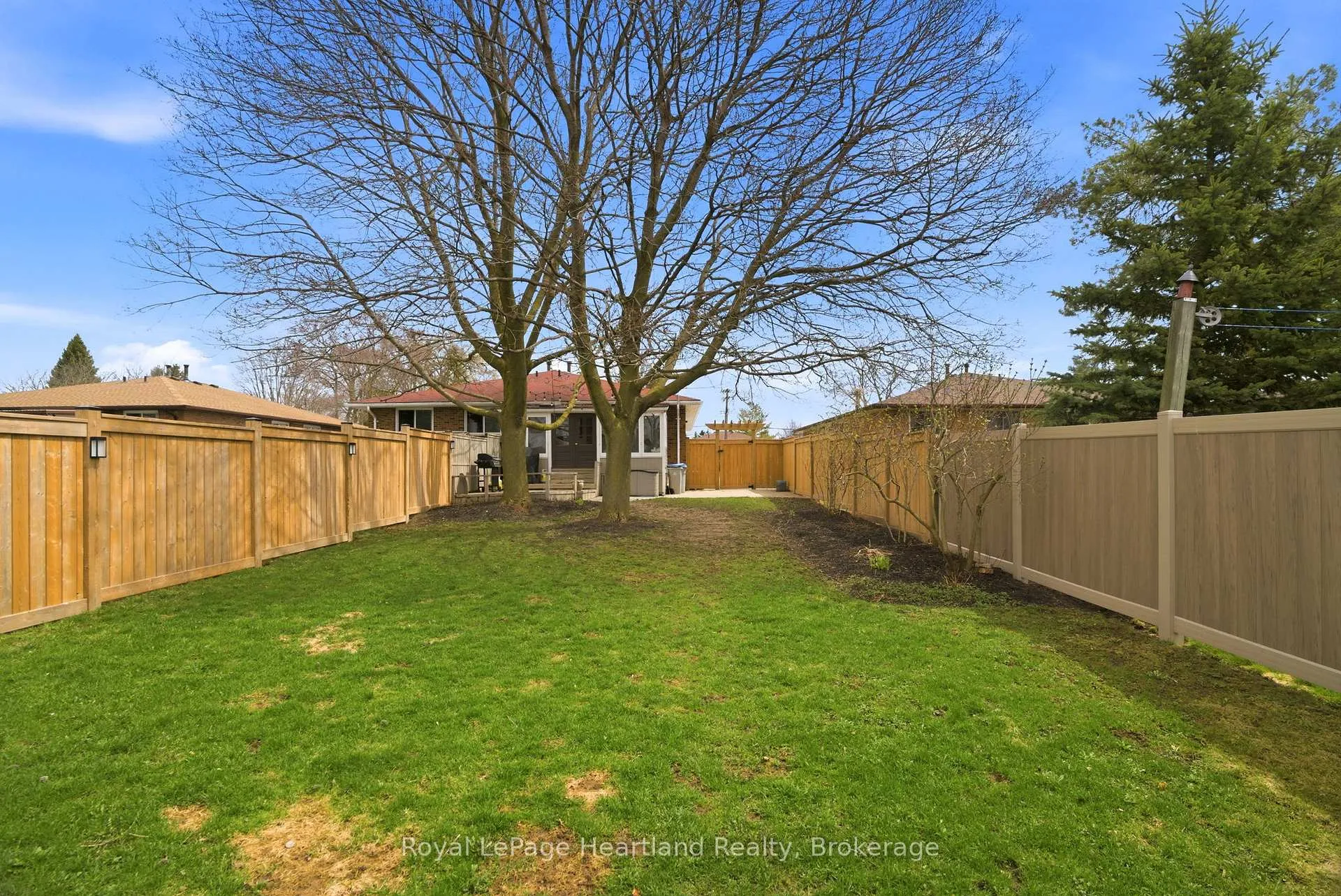 Photo 43 of 85 Orchard Street, South Huron, Exeter — HOMEH