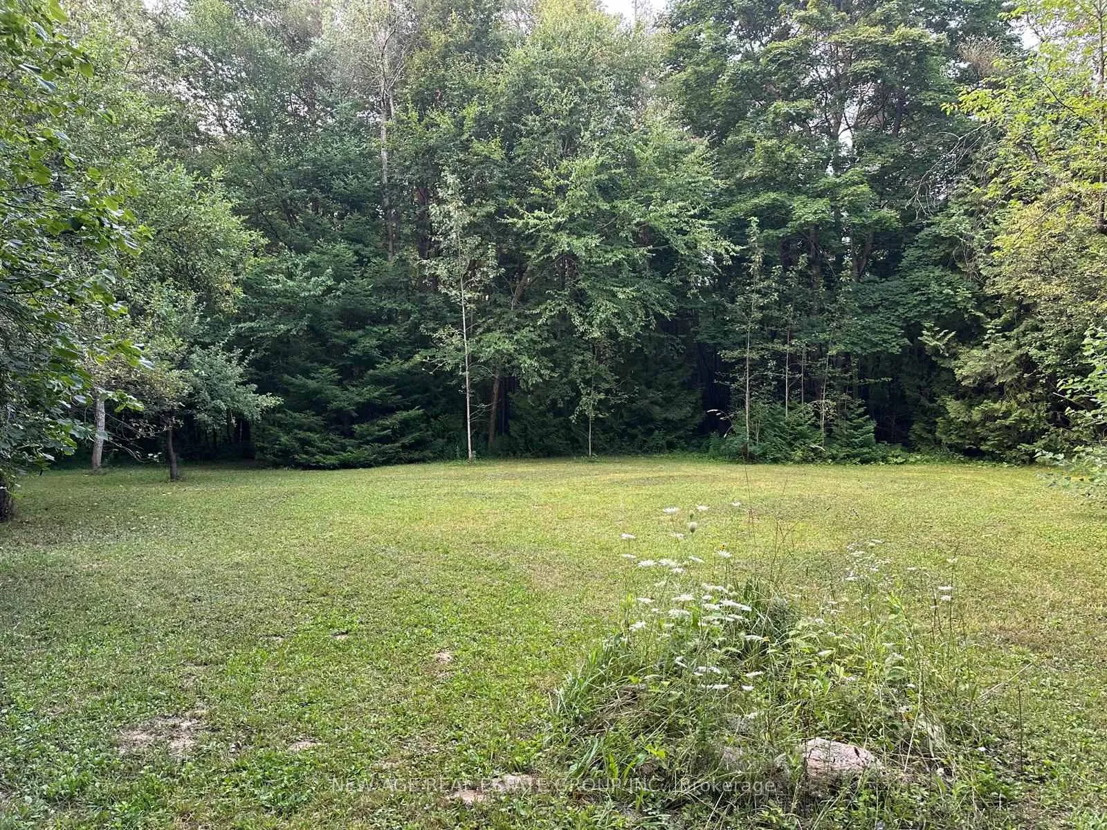 Photo 14 of 9031 Sideroad 17 Road, Erin, Rural Erin — HOMEH