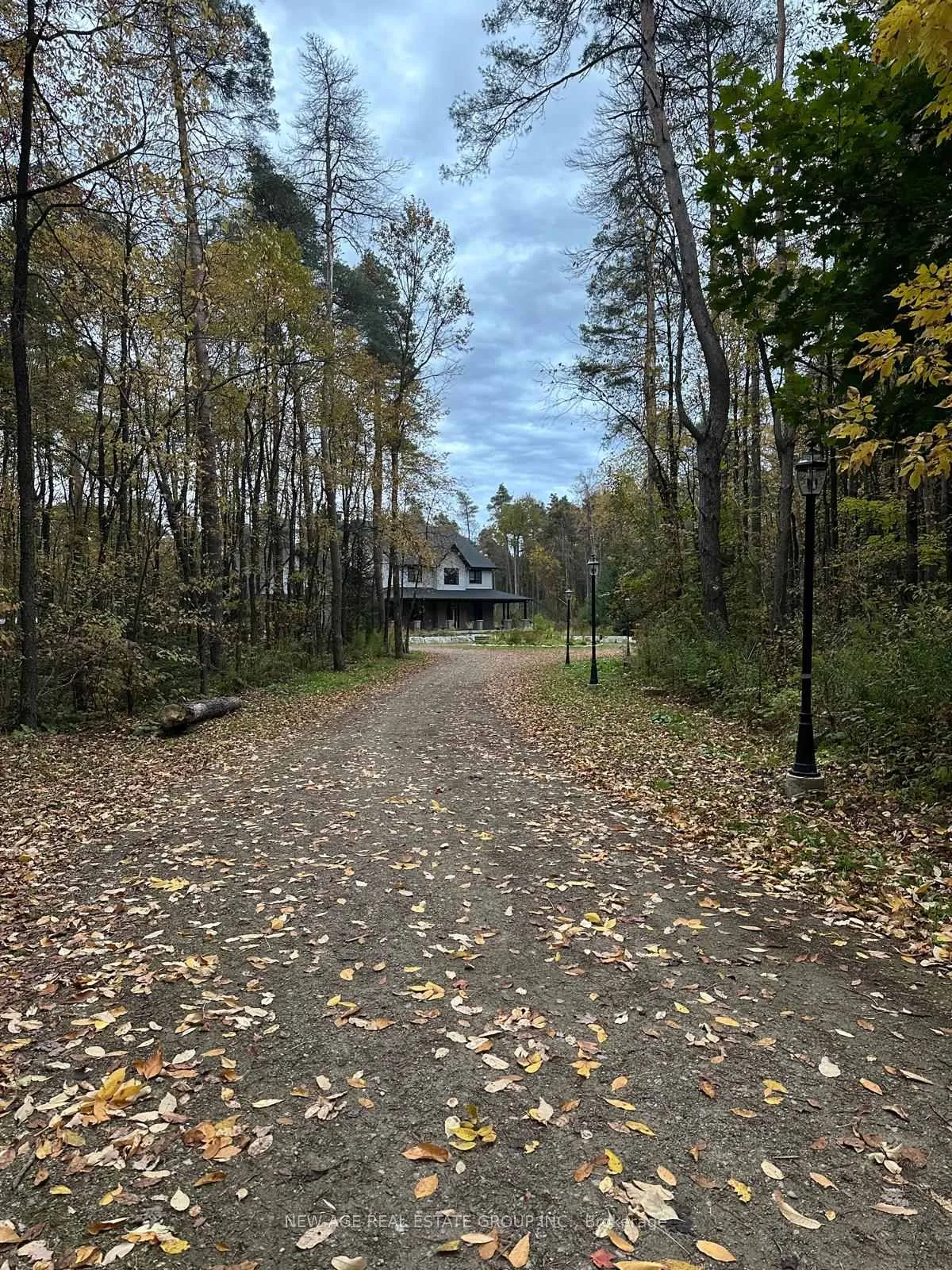 Photo 17 of 9031 Sideroad 17 Road, Erin, Rural Erin — HOMEH