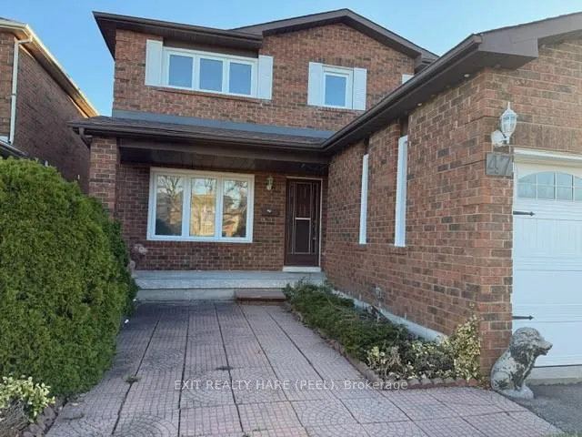 Photo 3 of 47 Stillwater Crescent, Brampton, Brampton West — HOMEH