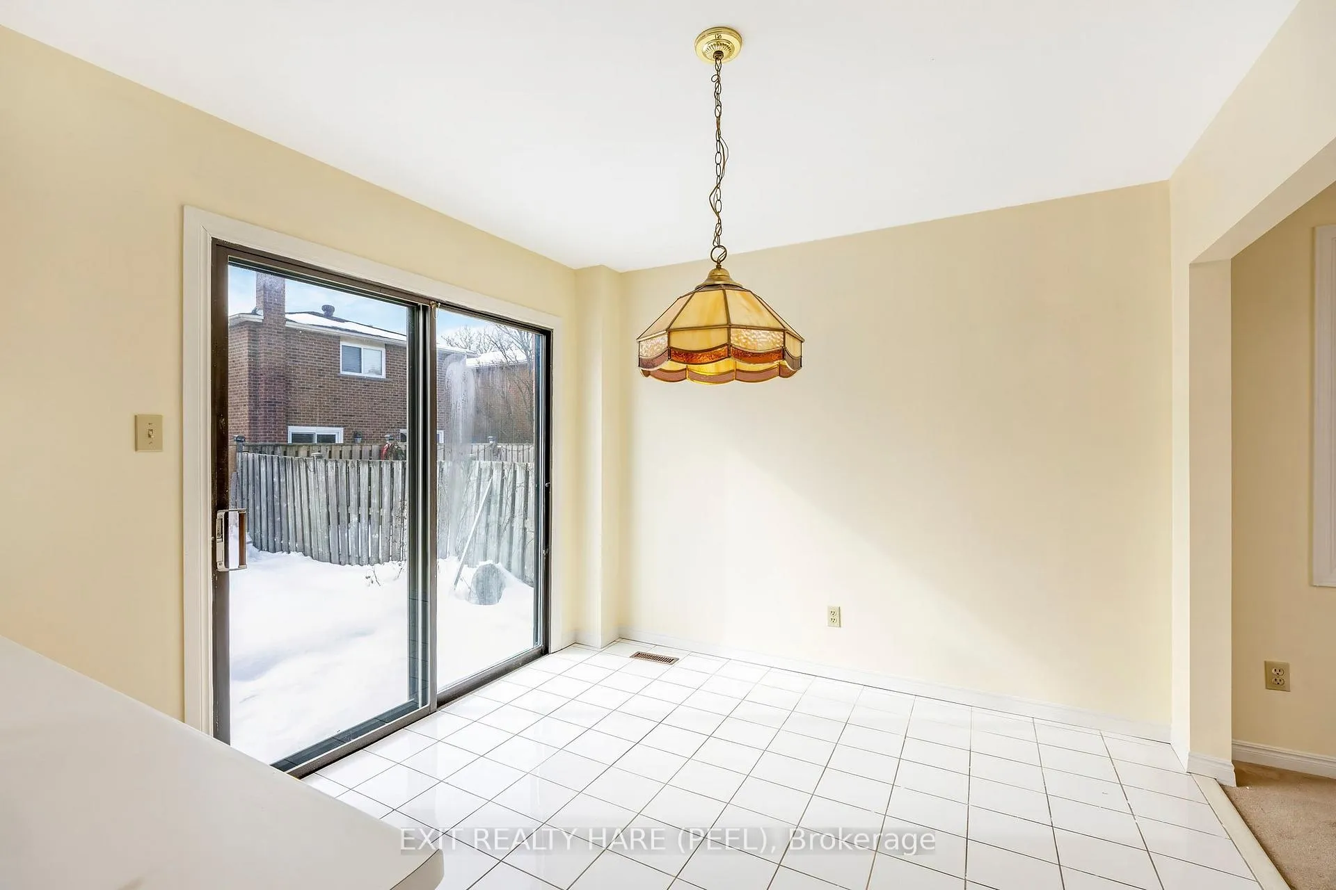 Photo 16 of 47 Stillwater Crescent, Brampton, Brampton West — HOMEH
