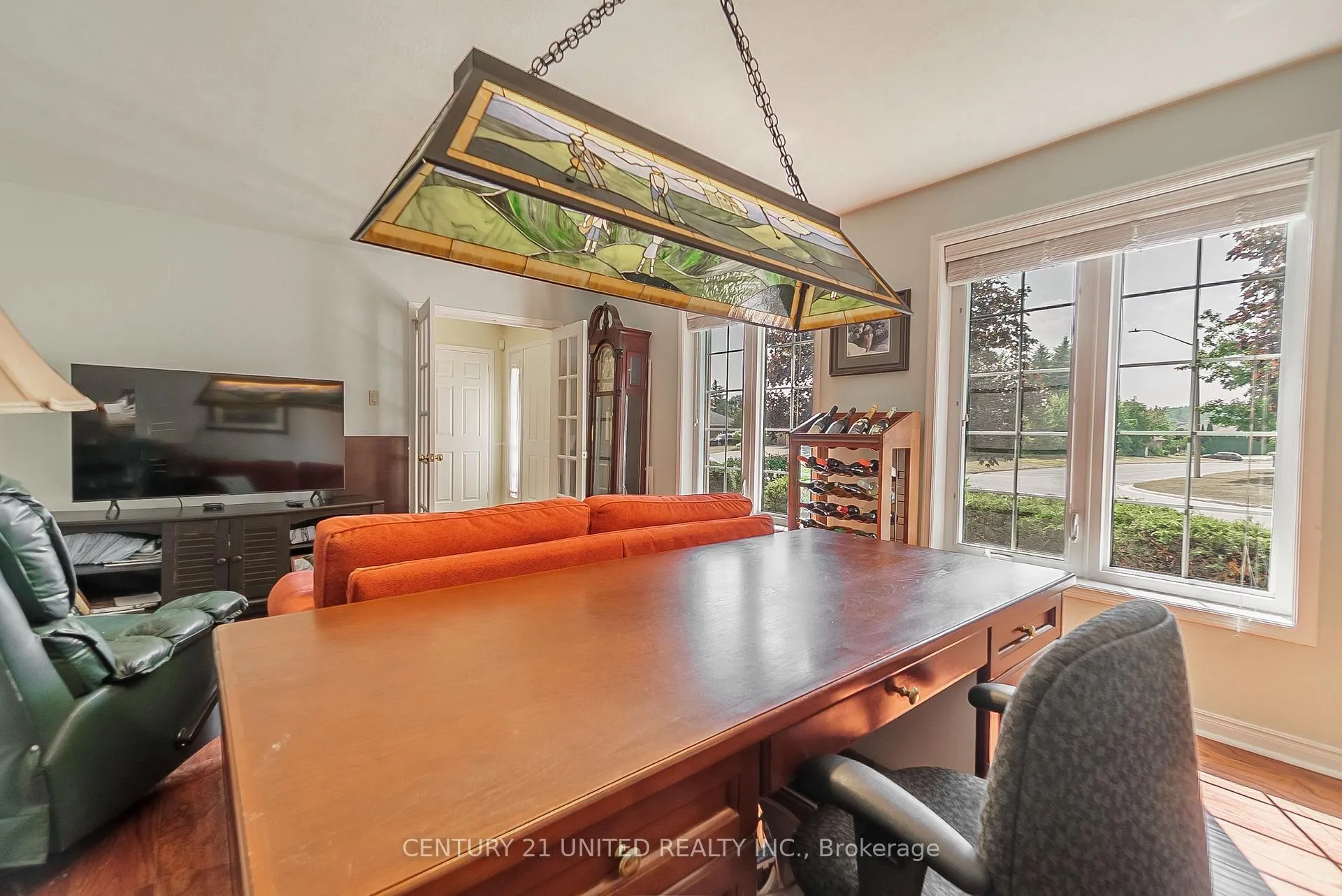 Photo 8 of 1656 Champlain Drive, Peterborough, Northcrest Ward 5 — HOMEH