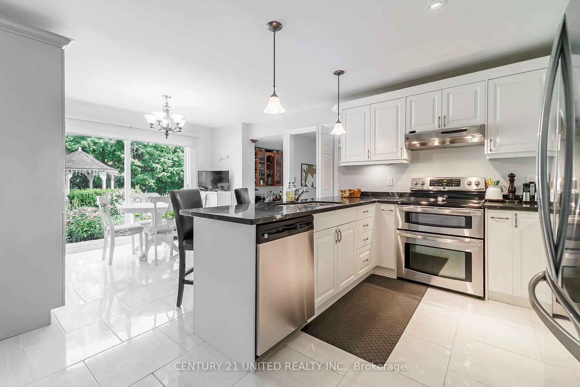 Photo 11 of 1656 Champlain Drive, Peterborough, Northcrest Ward 5 — HOMEH